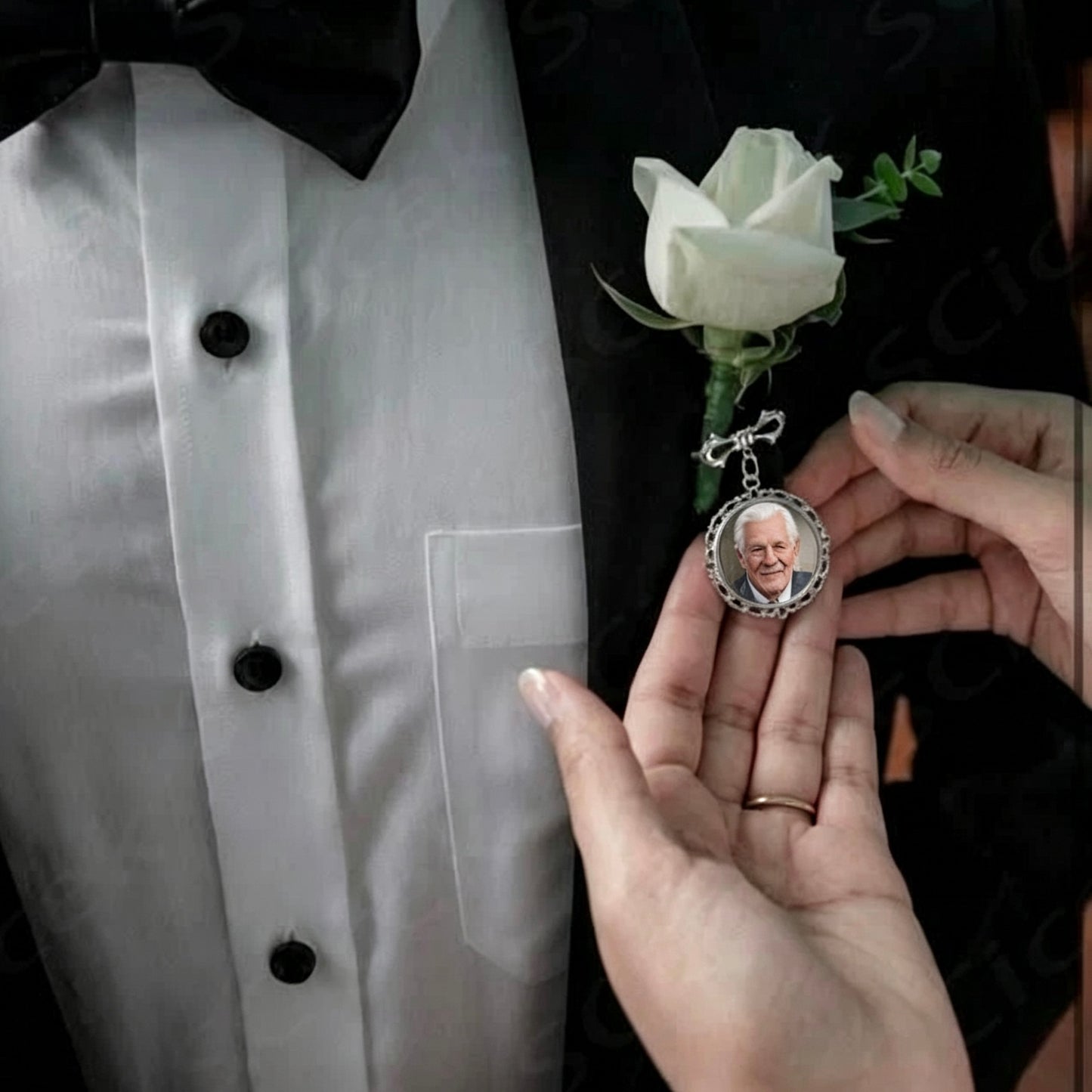 Personalized Memorial Photo Bouquet Brooch – Custom Picture Wedding Pin, Keep Loved Ones Close on Your Special Day