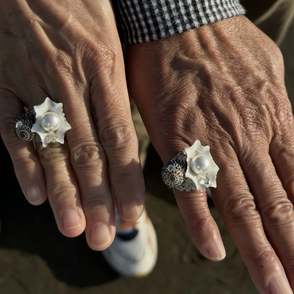 Personalized seashell memory ring with pearl inspired by the beauty of the ocean.